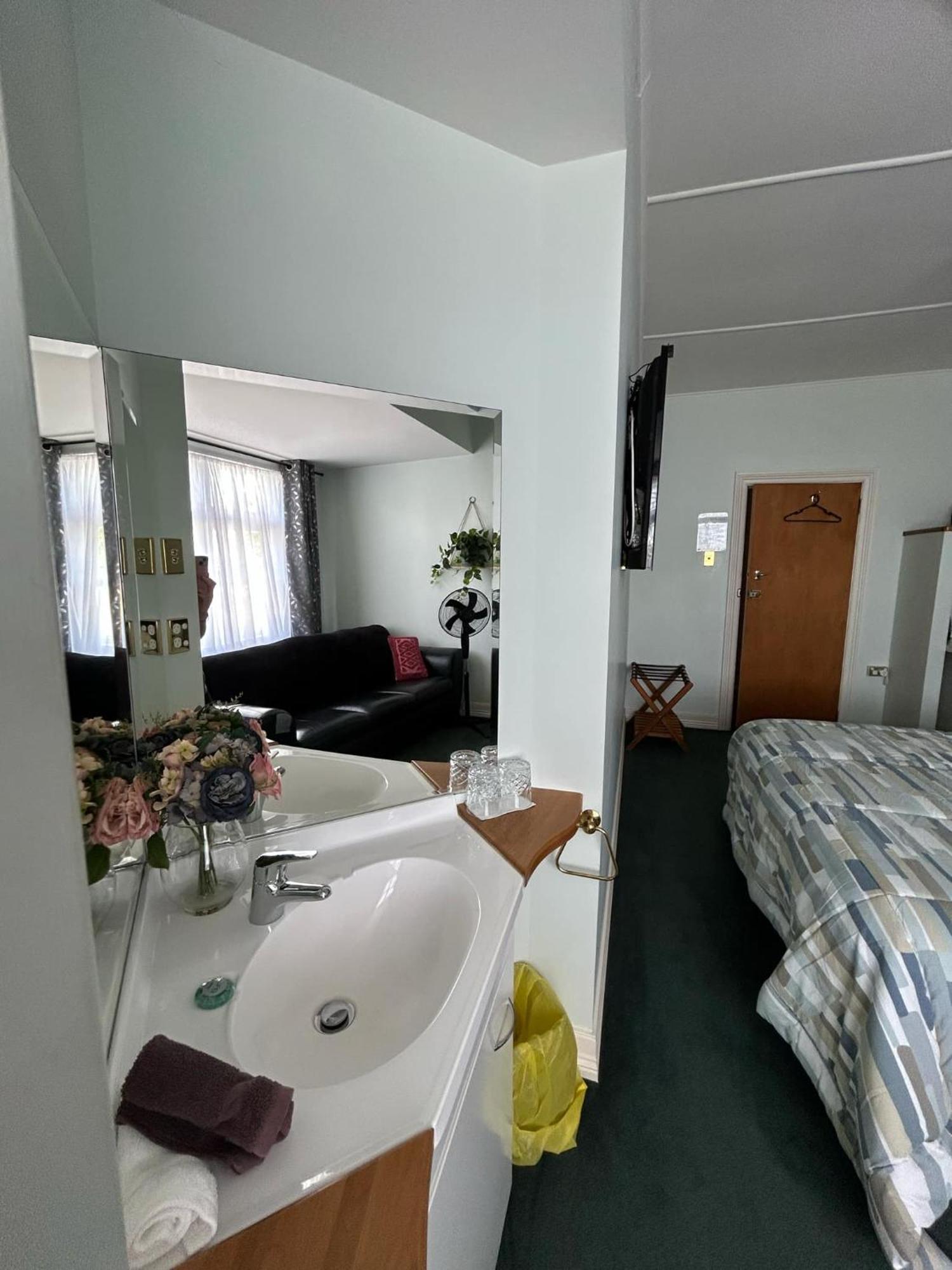 Admirals Lodge Picton Buitenkant foto